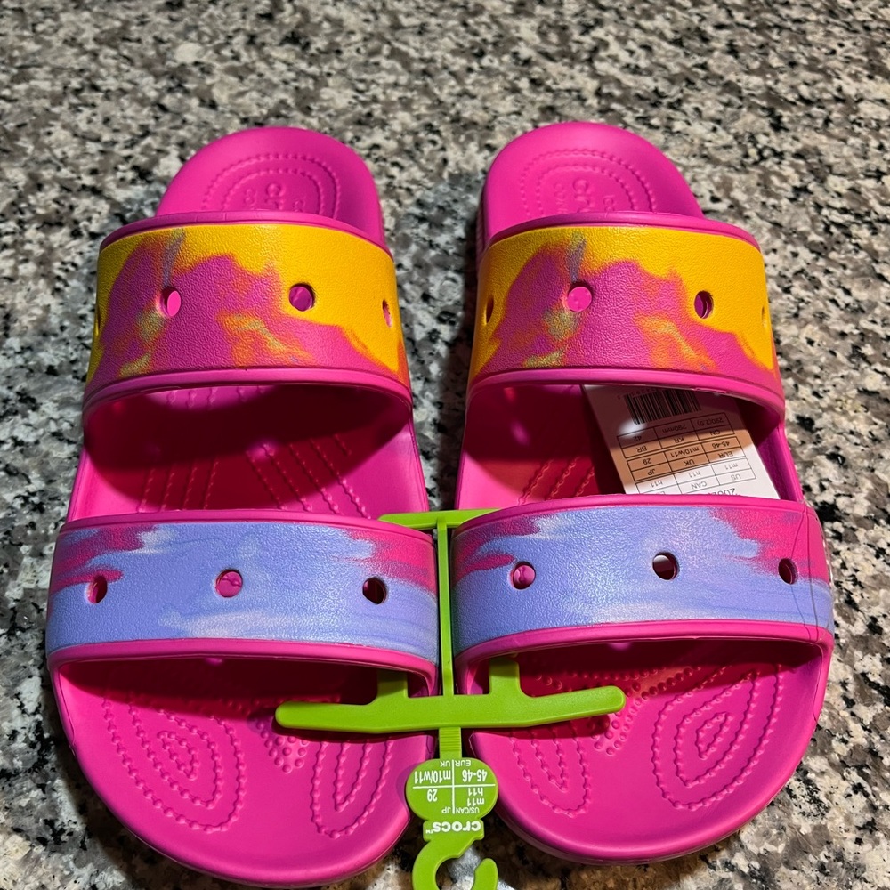 ⭐️ New! Crocs mens size 11 slip on sandals
